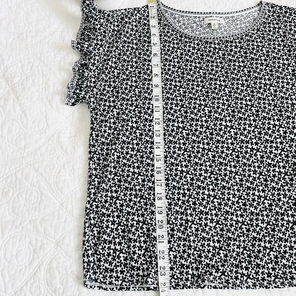 Max Studio Top - Picture 9 of 10